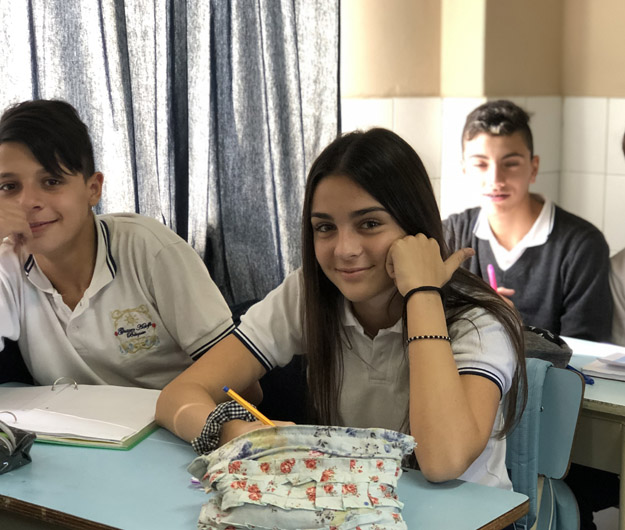 //escuelagustavoadolfobecquer.com/wp-content/uploads/2019/05/home2.jpg